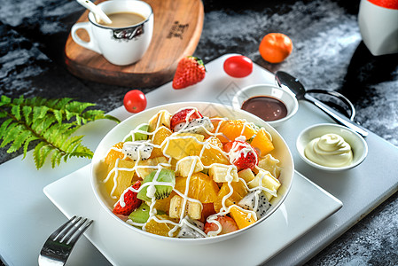 水果沙拉做法大全！十種常見的水果沙拉做法，在家自己做沙拉